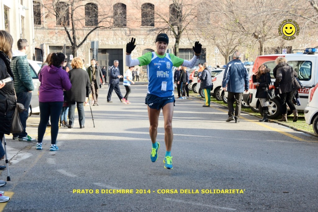luca sarti al traguardo